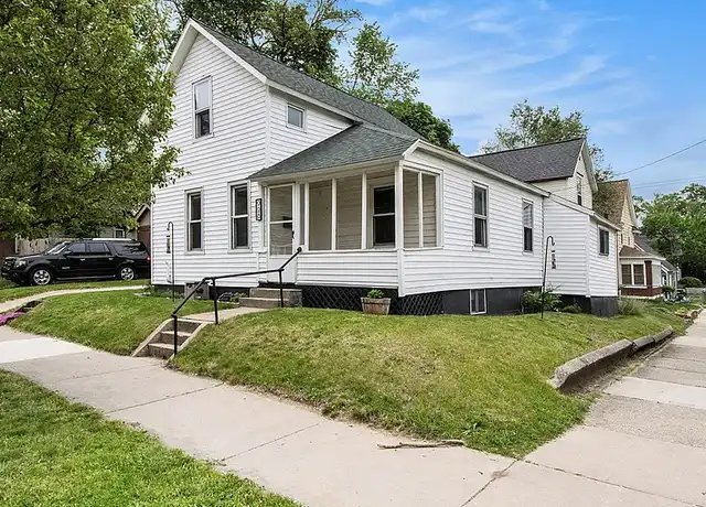Property at 928 Baxter St SE, Grand Rapids, MI, 49506, 3 beds, 2 baths, [object Object]