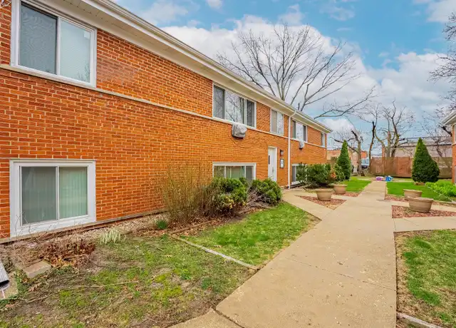 Property at 32 N Main St Unit GS, Glen Ellyn, IL, 60137, 1 bed, 1 bath, [object Object]