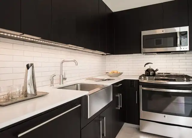 Property at 535 W 43rd St Unit NORTH15C, New York, NY, 10036, 2 beds, 2 baths, [object Object]