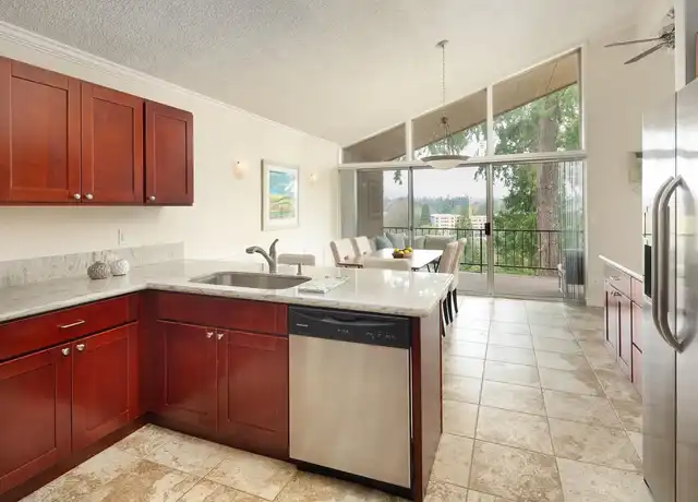 Property at Waverley & Stuart Hall - 10300 SE Waverly Ct, Portland, OR, 97222, 2 beds, 2 baths, [object Object]