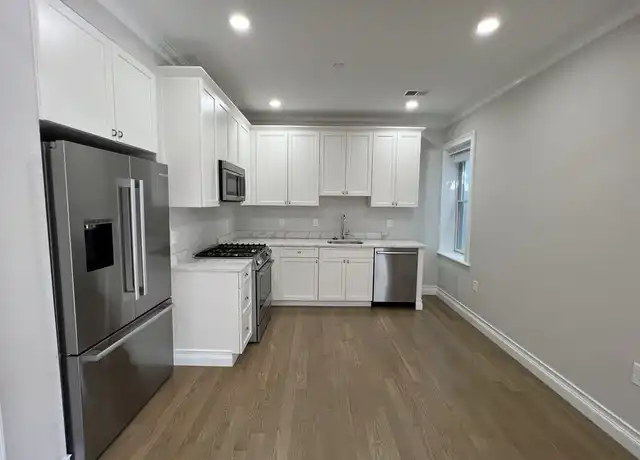 Property at 14 Mt Hood Rd Unit 6, Boston, MA, 02135, 2 beds, 1 bath, [object Object]