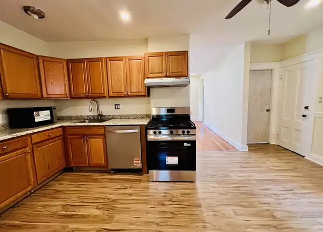 Property at 25 Coburn St Unit 2, Malden, MA, 02148, 2 beds, 1 bath, [object Object]
