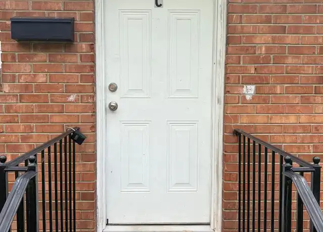 Property at 803 Oak St Unit C, Greensboro, NC, 27403, 2 beds, 1 bath, [object Object]
