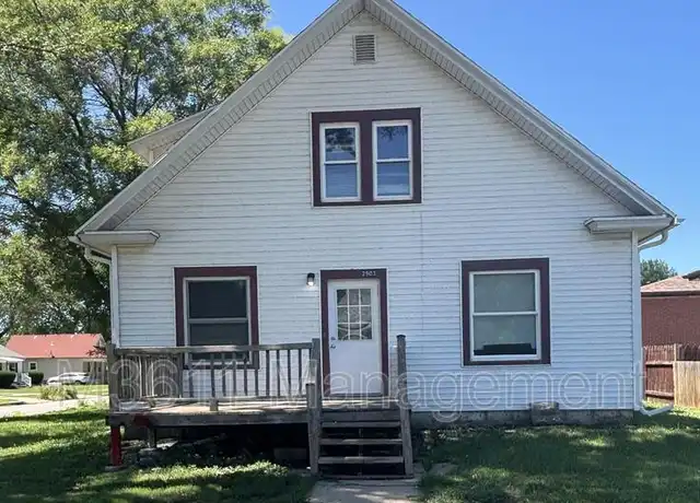Property at 2903 N 43rd St, Lincoln, NE, 68504, 4 beds, 2 baths, [object Object]