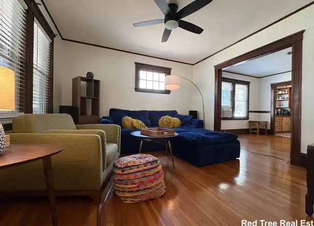 Property at 50 Melendy Ave Unit 1, Watertown, MA, 02472, 2 beds, 1 bath, [object Object]