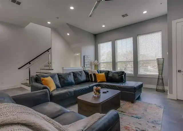 Property at 2239 Lovedale Ave #105, Dallas, TX, 75235, 3 beds, 3 baths, [object Object]