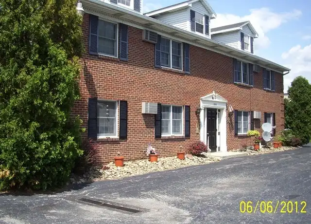 Property at 1100 W Western Reserve Rd Unit 1100-01, Youngstown, OH, 44514, 2 beds, 1 bath, [object Object]