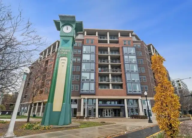 Property at 437 W Division St #912, Chicago, IL, 60610, 2 beds, 2 baths, [object Object]
