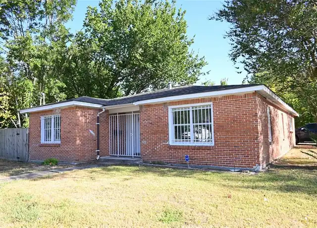 Property at 3502 Mainer St, Houston, TX, 77021, 3 beds, 2 baths, [object Object]