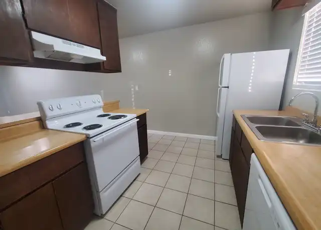 Property at 18 Grand Ave Unit 22, Oroville, CA, 95965, 2 beds, 1 bath, [object Object]