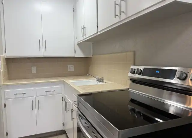 Property at 18 Grand Ave Unit 11, Oroville, CA, 95965, 1 bed, 1 bath, [object Object]