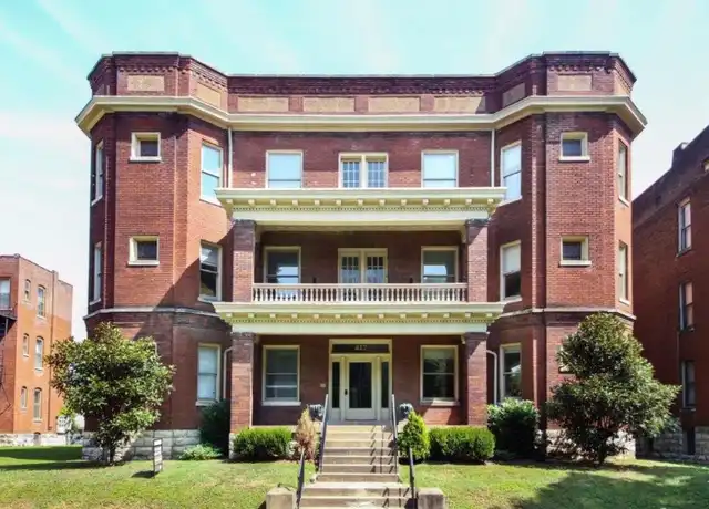 Property at 417 Kensington Ct Unit 6, Louisville, KY, 40208, 3 beds, 2 baths, [object Object]