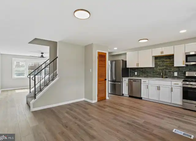 Property at 934 Circle Dr, Halethorpe, MD, 21227, 4 beds, 1.5 baths, [object Object]