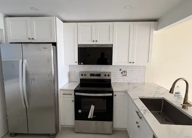 Property at 5500 NW 2nd Ave #714, Boca Raton, FL, 33487, 3 beds, 2 baths, [object Object]