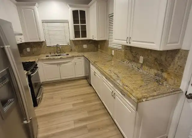 Property at 10911 Hesby St Unit 3, North Hollywood, CA, 91601, 2 beds, 2 baths, [object Object]