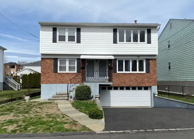 Property at 128 Bradford St Unit 2, Harrison, NY, 10528, 3 beds, 1 bath, [object Object]