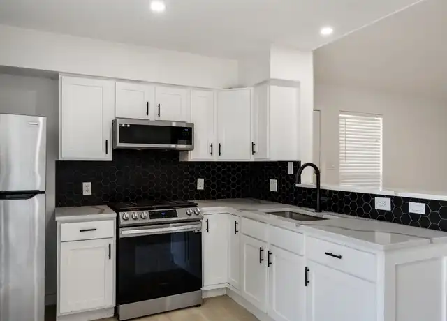 Property at 9616 Point Vista Pl Unit B, Austin, TX, 78753, 2 beds, 1 bath, [object Object]