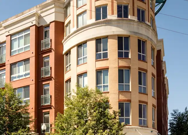 Property at 2200 N Westmoreland St #203, Arlington, VA, 22213, 1 bed, 1 bath, [object Object]
