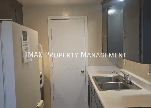 Property at 813 Westside Blvd NW Apt A, Roanoke, VA, 24017, 1 bed, 1 bath, [object Object]