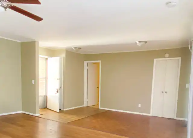 Property at 2017 NW 32nd Ter Unit 2017, Oklahoma City, OK, 73118, 2 beds, 1.5 baths, [object Object]