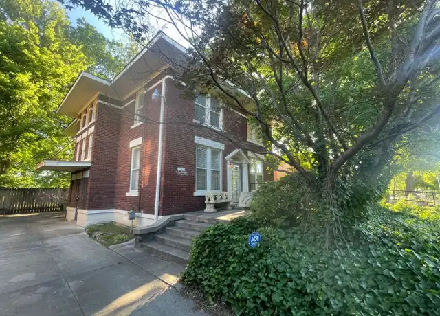 Property at 1214 Overton Park Ave, Memphis, TN, 38104, 4 beds, 1.5 baths, [object Object]