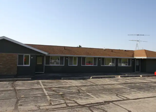 Property at N4111 Wisconsin 55, Chilton, WI, 53014, 1 bed, 1 bath, [object Object]