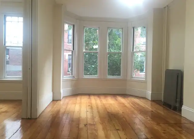 Property at 34 Isabella St Unit 4A, Boston, MA, 02116, 3 beds, 1 bath, [object Object]