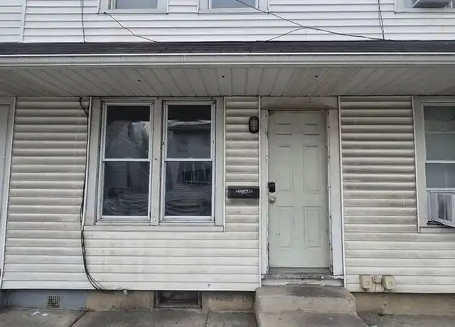 Property at 1518 Newport Ave, Northampton, PA, 18067, 2 beds, 1 bath, [object Object]