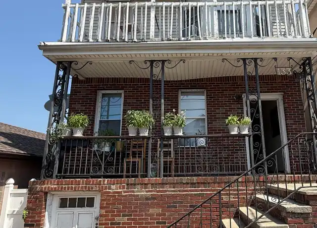 Property at 133 W 20th St Unit 4, Bayonne, NJ, 07002, 2 beds, 1 bath, [object Object]