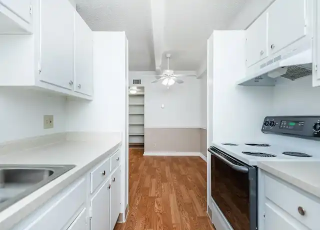 Property at Villa Apartments - 1111 Cardenas Dr SE, Albuquerque, NM, 87108, 1 bed, 1 bath, [object Object]