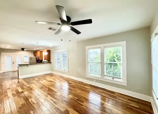 Property at 2015 Sheldon St, Houston, TX, 77008, 2 beds, 2 baths, [object Object]