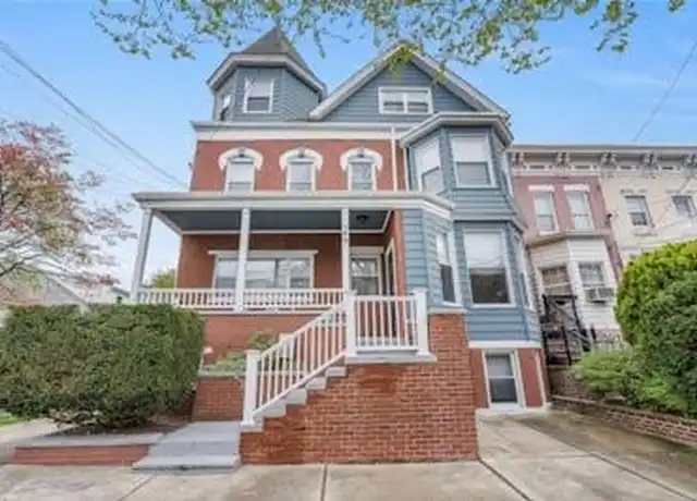 Property at 146 Avenue C Unit 1, Bayonne, NJ, 07002, 3 beds, 2 baths, [object Object]