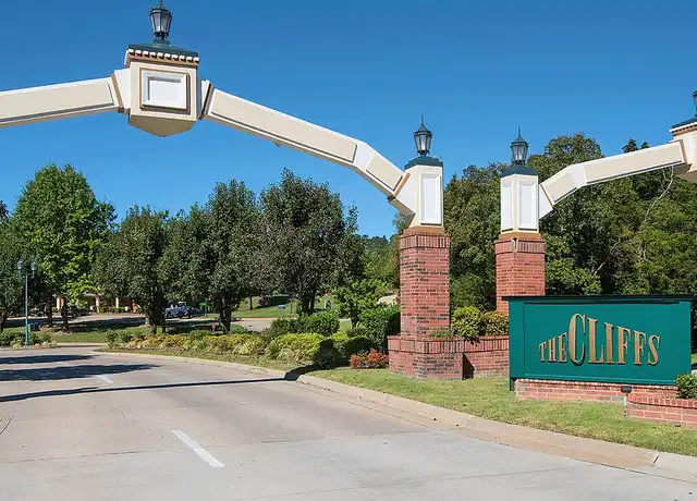 Property at Cliffs I - 2400 Cliffs Blvd, Fayetteville, AR, 72701, 1-2 bed, 1-1.5 bath, [object Object]
