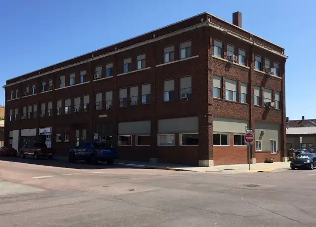Property at 312 N Lawler St Unit 301, Mitchell, SD, 57301, 0 beds, 1 bath, [object Object]