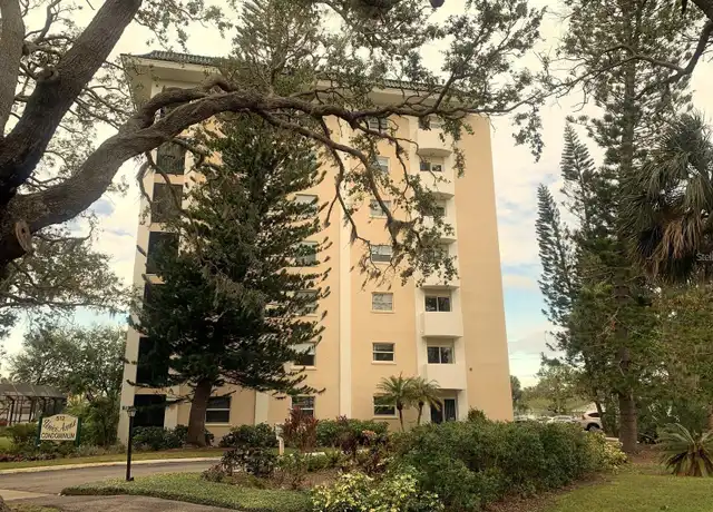 Property at 512 W Venice Ave #207, Venice, FL, 34285, 2 beds, 2 baths, [object Object]