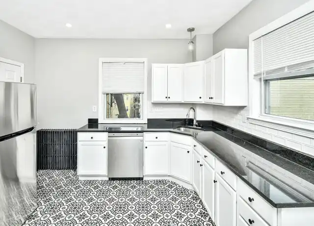 Property at 109 Walnut St Unit 5, Somerville, MA, 02145, 3 beds, 1 bath, [object Object]