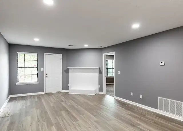 Property at Briarhill 563 Apartments - 563 Briar Hill Ct, Riverdale, GA, 30274, 2 beds, 2 baths, [object Object]