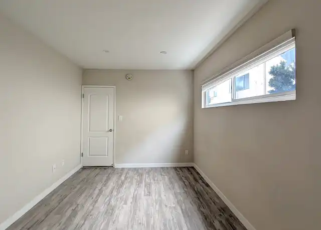 Property at 7701 W Manchester Ave Unit 2, Playa Del Rey, CA, 90293, 2 beds, 1 bath, [object Object]