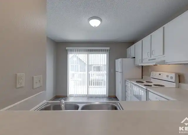 Property at Brookfield Residences - 415 Walters Dr, Manhattan, KS, 66502, 2-3 beds, 1-2 bath, [object Object]