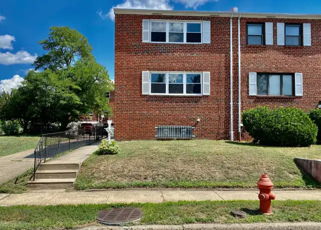 Property at 7100 Humming Bird Pl Unit 1st Floor, Philadelphia, PA, 19153, 2 beds, 1 bath, [object Object]