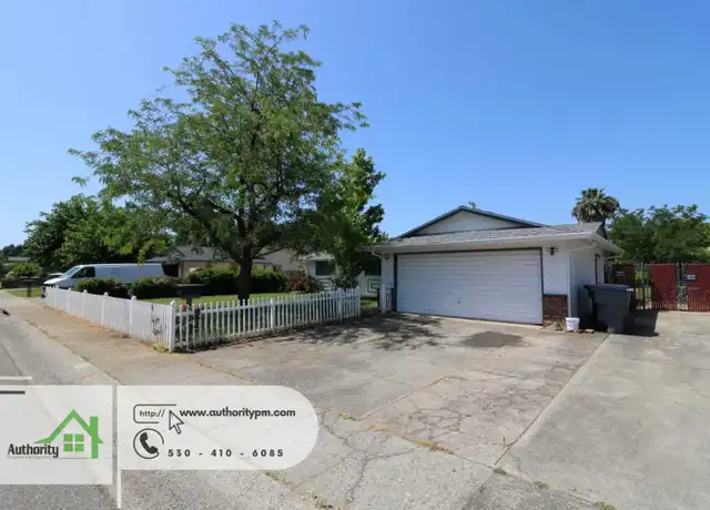 Property at 3288 Adams Ln, Redding, CA, 96002, 3 beds, 2 baths, [object Object]