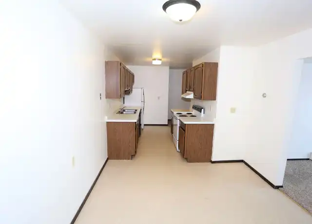 Property at 2523 7th Ave S Unit 736-8, Grand Forks, ND, 58201, 2 beds, 1 bath, [object Object]