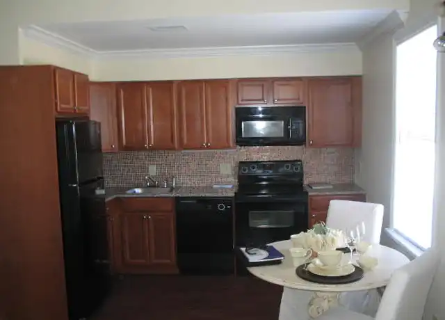 Property at 1889 Old Dixie Hwy Unit 107, Vero Beach, FL, 32960, 1 bed, 1 bath, [object Object]