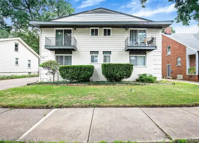 Property at 525 E Woodland St Unit upper, Ferndale, MI, 48220, 1 bed, 1 bath, [object Object]