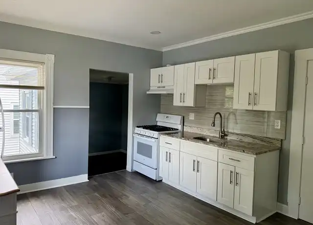 Property at 15 Church Ave Unit 4, Woburn, MA, 01801, 1 bed, 1 bath, [object Object]