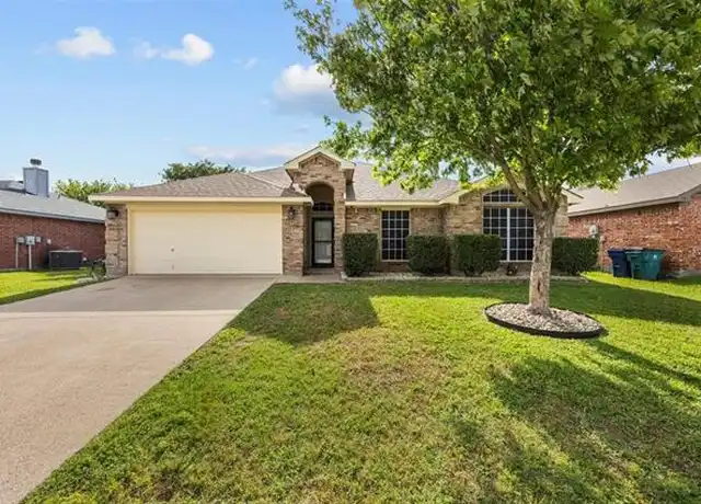 Property at 128 Jennings Dr, Waxahachie, TX, 75165, 4 beds, 2 baths, [object Object]