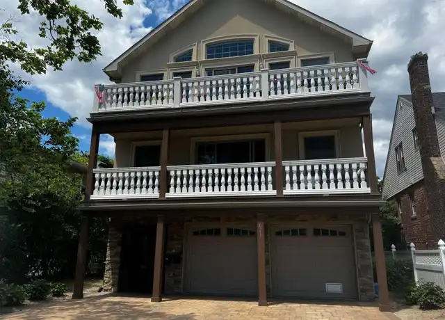 Property at 621 E Olive St Unit 1, Long Beach, NY, 11561, 3 beds, 2 baths, [object Object]