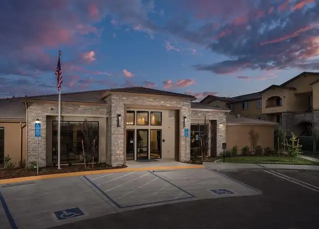 Photo of 1900 Blue Oaks Blvd, Roseville, CA 95747
