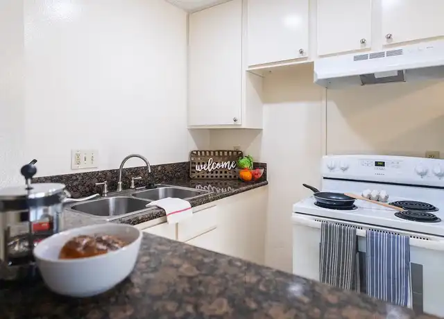 Property at Barcelona Apartments - 11555 216th St, Lakewood, CA, 90715, 1 bed, 1 bath, [object Object]