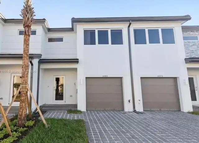 Property at 5090 SW 37th St, West Park, FL, 33023, 3 beds, 2.5 baths, [object Object]